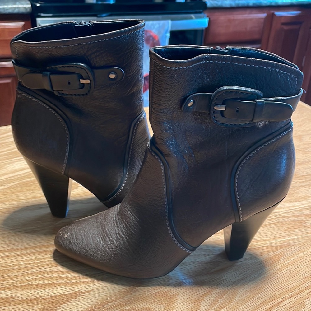 Caressa Brown Black Leather Ankle Booties 7